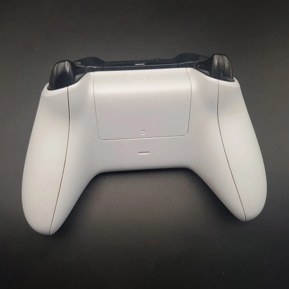 Official Microsoft Xbox One White Black Controller- WORKING - preowned